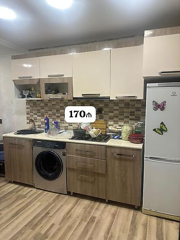 Mətbəx mebeli satılır 170₼. Ölçü 3m. Üzərində moyka verilir.Ünvann