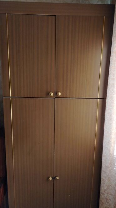 Dolablar: Açılan, 4 qapılı Düz dolab, Qarderob, paltar dolabı