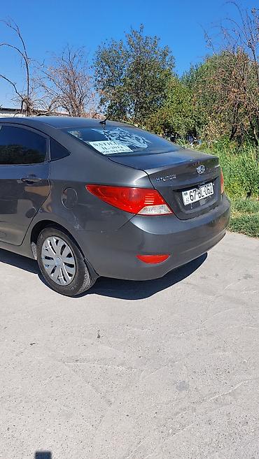 mercedes 210 ehtiyyat hissəsi: Hyundai Accent sedan - Ban növü: sedan - Rəng: tünd boz (metallik) - — 1