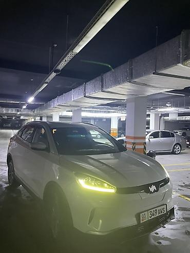 Другой электротранспорт: Электромобиль кроссовер (белый) - Кузов: компактный 5‑дверный — 3