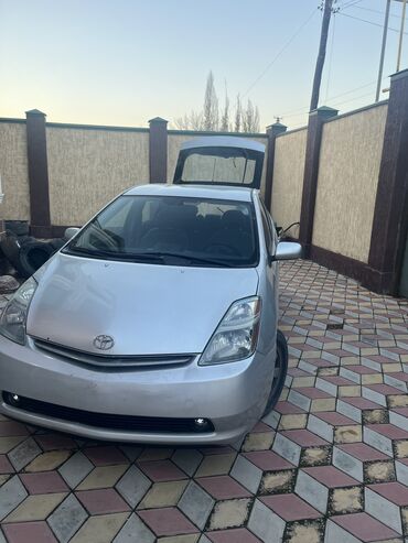 Toyota: Toyota Prius: 2006 г., 1.5 л, Вариатор, Гибрид, Хэтчбэк