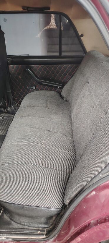 VAZ (LADA): VAZ (LADA) 2107: 1.6 l | 2001 il Sedan — 4