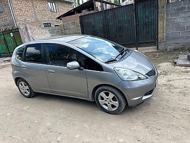 honda: Honda Jazz: 2009 г., 1.4 л, Механика, Бензин, Хэтчбэк — 3