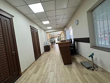 Продажа офисов: Продажа офисов 360 м², С ремонтом, С мебелью, Административное здание, 1 этаж — 10