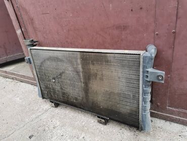 Auto delovi: Hladnjak Lada 21213 Niva br.2. Polovno, ocuvano. Skinuto a — 9