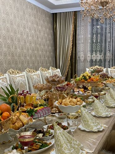 Готовые блюда, кулинария: Ассортимент салатов 1) Хрустящие баклажаны - Запечённые/обжаренные — 6