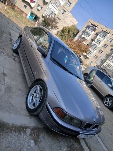 надувной матрас авто: BMW 5 series: 1996 г., 2.8 л, Механика, Бензин, Седан
