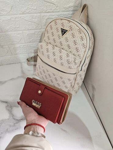 Torbe: Bilo koji komplet
Torba+novcanik
4200 — 12