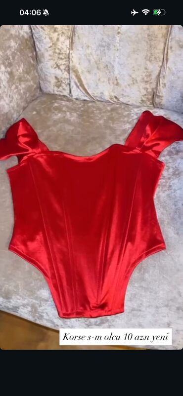 Köynək və bluzalar: Geyimler her biri yeni kimidir — 17