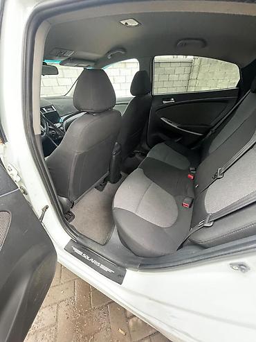 Hyundai: Hyundai Solaris: 2014 г., Бензин, Седан — 11