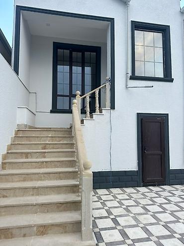 Həyət evləri və villaların satışı: Şüvəlan qəs. 4 otaqlı, 240 kv. m, Kredit yoxdur, Təmirsiz — 4