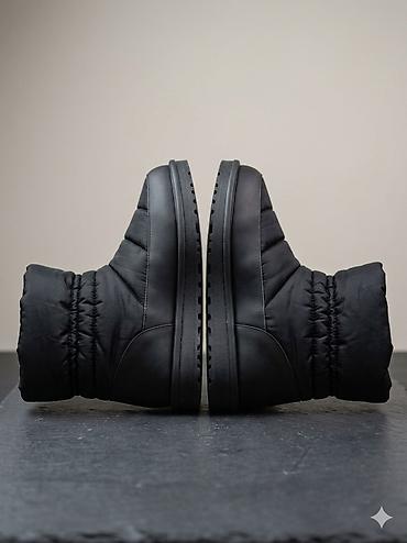 nike air force pixel: Pufnaste zimske papuče/čizme – crne - Topao, jastučićasti gornji deo — 1