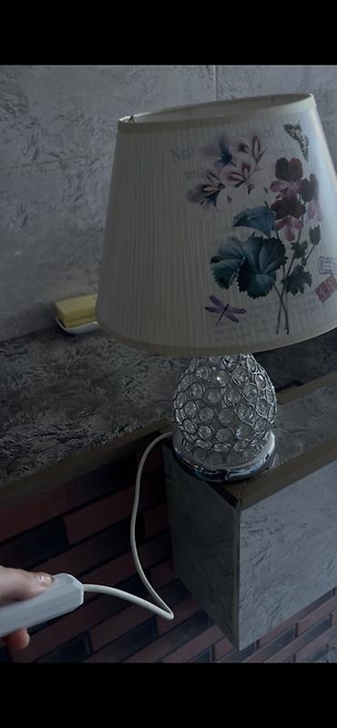 dekor işıq: Lampa -İkinci əl 3-4 dəfə istifadə olunub - Qidalanma: şəbəkə ilə — 5