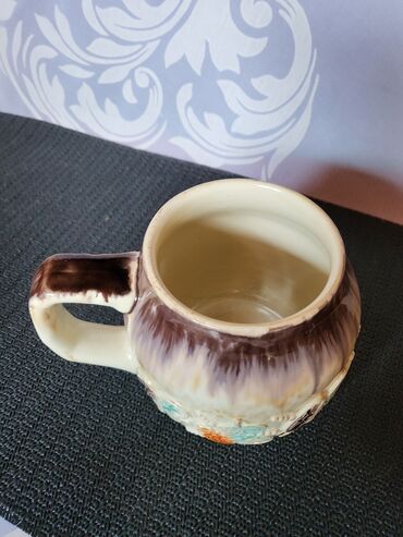 Čaše: Krigla rucno oslikana pa glazirana nemacka 1960g+. Krigla reljefni na lalafo.rs — 4 Čaše: Krigla rucno oslikana pa glazirana nemacka 1960g+. Krigla reljefni — 4