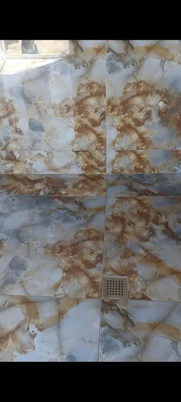 Plitə işləri: Kafel–metlax, keramaqranit və suvaq ustası Xidmətlər: - Hamam, mətbəx — 27