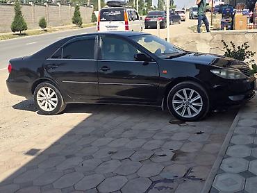 два авто: Toyota Camry: 2004 г., 2.4 л, Автомат, Газ, Седан — 3