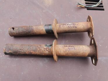 Auto delovi: Nosaci prednjeg branika Lada 2121,21213,21214 Niva. Polovno, ocuvano — 1