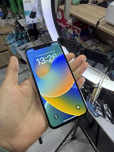 iphone x 64 gb: IPhone X, 64 GB, Gümüşü — 1