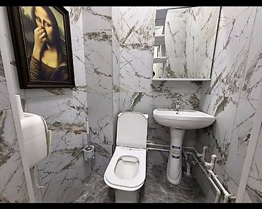 Продажа коттеджей и домов: Продается двух этажный дом Понарамные окна 250кв На первом этаже Зал — 6