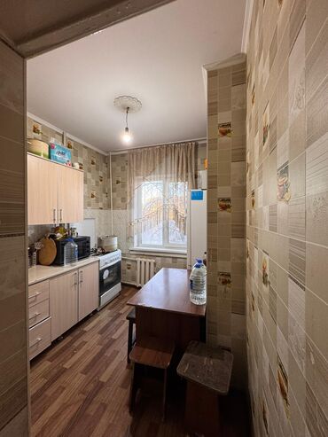 Продажа квартир: 2 комнаты, 50 м², 105 серия, 3 этаж, Косметический ремонт — 7