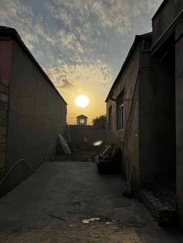 Kirayə torpaq sahələri: 6 sot Tikinti, İşıq, Kanalizasiya, Qaz — 7