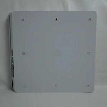 elektronska: U ponudi Sony Playstation 4 sa naslova. Konzola je kao NOVA, mint — 8