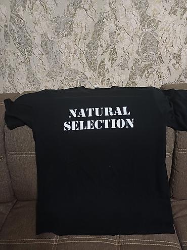 Черная футболка с принтом “NATURAL SELECTION” - Цвет: черный - Принт