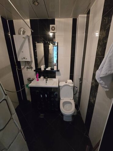 Uzunmüddətli kirayə mənzillər: Salam ev uzunmuddetli kiraye verılır.Neftçiler metrosuna ayaqla 5 — 11