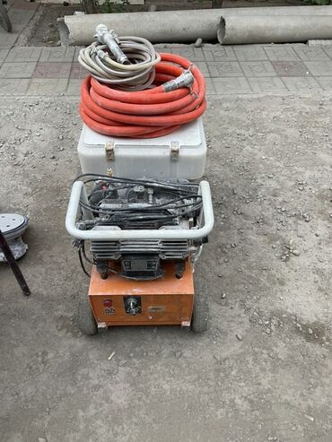 Аппараты для штукатурки и шпаклевки: Шпаклевочный аппарат, Б/у, В наличии at lalafo.kg — 17 Аппараты для штукатурки и шпаклевки: Шпаклевочный аппарат, Б/у, В наличии — 17