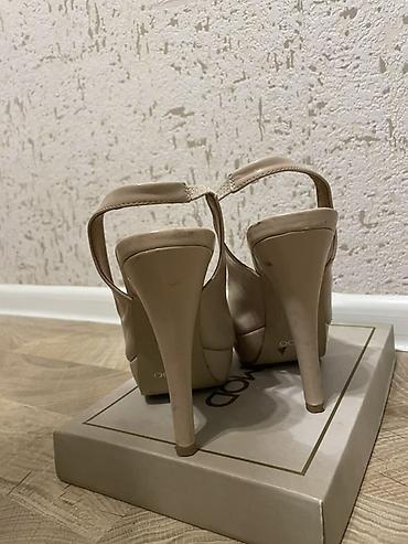 Basanoşka və səndəllər: Bej rəngli qadın platformalı açıq burunlu təkli səndəl (high heel) - — 3