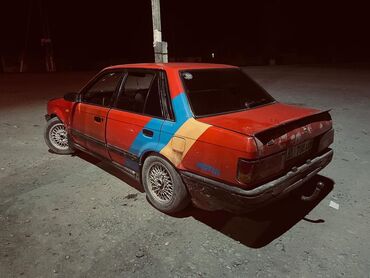 чехол мазда: Mazda 323: 1986 г., 1.6 л, Механика, Бензин, Седан