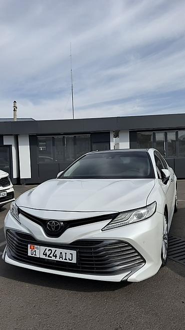 Toyota Camry: 2018 г., 2.5 л, Автомат, Бензин, Седан