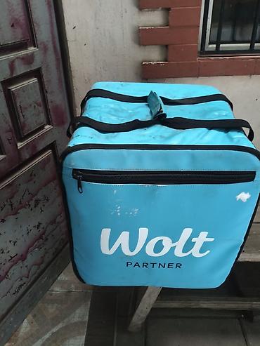 bolt sumka: Wolt Partner izoterm çatdırılma çantası - Rəng: mavi, yanlarda “Wolt — 2