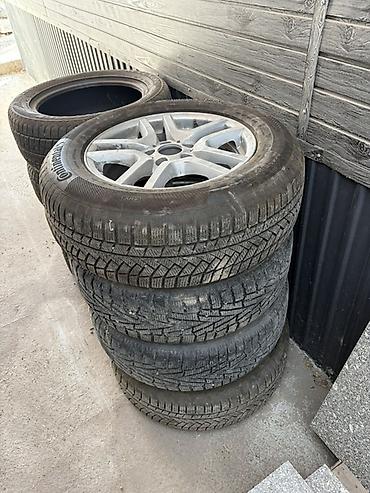 Комплект из 4 зимних шин Continental на литых дисках. BMW X5