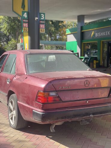 Mercedes-Benz: Mercedes-Benz W124: 1989 г., 2.3 л, Механика, Бензин, Седан