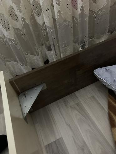 stul satisi: İşlənmiş, İkinəfərlik çarpayı, Bazalı, Matrassız, Siyirməsiz — 4