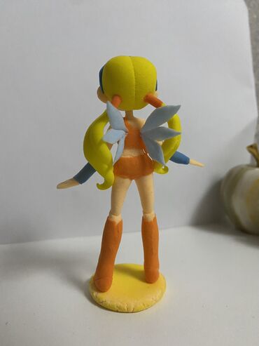 Подарки и сувениры: Продаю фигурку девочки Стеллы из мультсериала «Клуб Винкс». Фигурка — 4