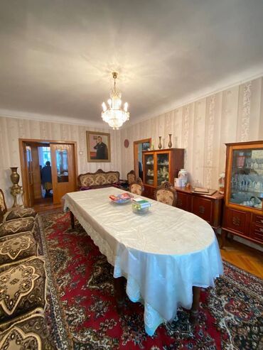 4 комнаты, 90 м², Индивидуалка, 4 этаж, Старый ремонт