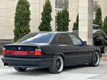 самурай беха: BMW M5: 1995 г., 2.5 л, Механика, Бензин, Седан