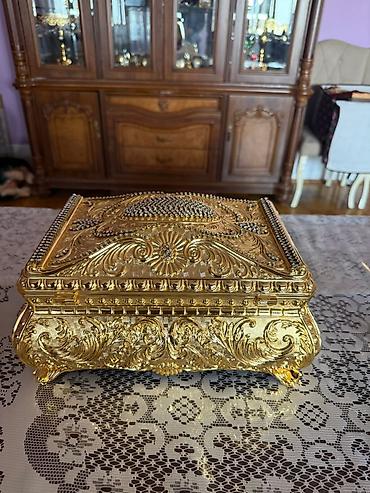 Boşqablar: Boşqablar — 1