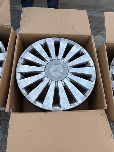 disqler: İşlənmiş Disk Volkswagen R 17, 5 Boltlu — 2