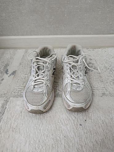 кросовеи: Кроссовки, 38, New Balance, Б/у, цвет - Белый, Самовывоз, Платная доставка — 4
