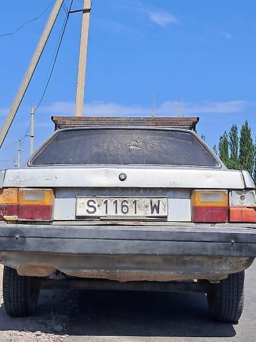 bmw рул: Audi 80: 1984 г., Кол менен иштөөчү, Бензин, Седан — 8
