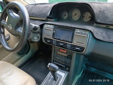 мото наколенники: Nissan X-Terra: 2003 г., 2 л, Автоматические, Бензин, Кроссовер