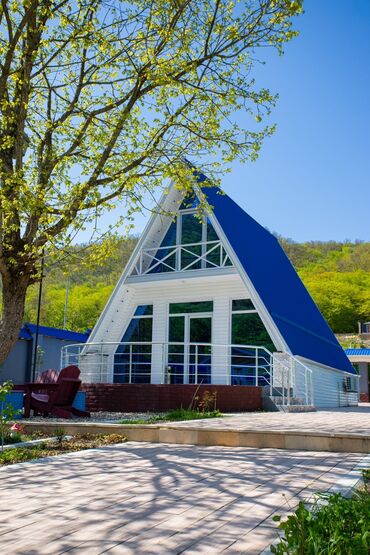 Bağ evlərinin kirayəsi: 130 kv. m, 4 otaqlı, Kombi — 4