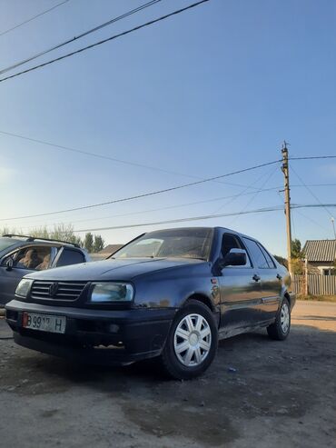 моновпрыск гольф 3: Volkswagen Vento: 1993 г., 1.8 л, Механика, Бензин, Седан
