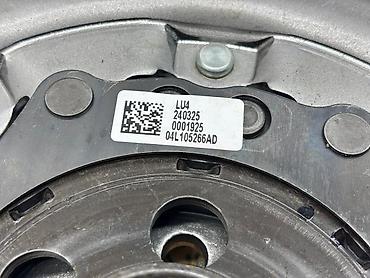 svetleci znak vw: ZAMAJAC DSG ZA VOLKSWAGEN TIGUAN, TOURAN, GOLF 7 . - 04L 105 266 AD — 5