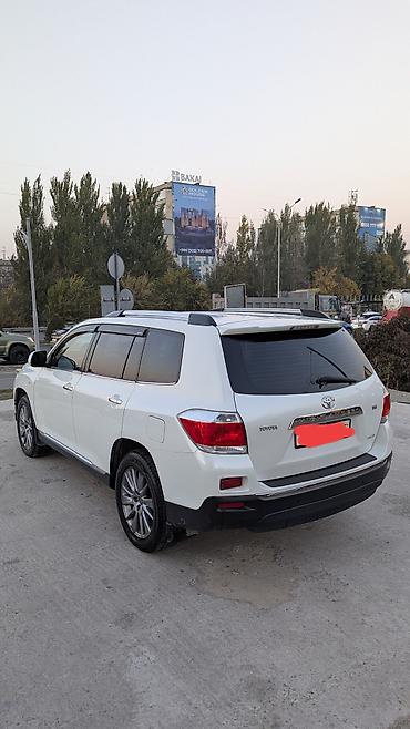 hongqi hs3: Toyota Highlander: 2013 г., 3.5 л, Автомат, Бензин, Кроссовер — 3