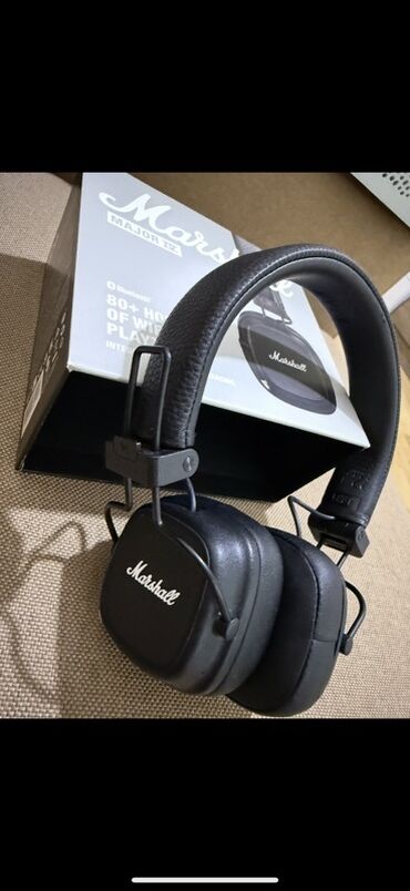 Микрофоны: Беспроводные (Bluetooth) Наушники, Marshall, цвет - Черный