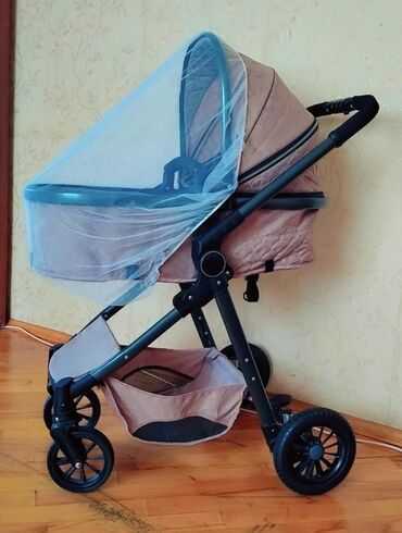 cybex qiymeti: Milana…Kalyaska qiymeti 55man həm yatılı həm oturaq olur. Çamadan kimi